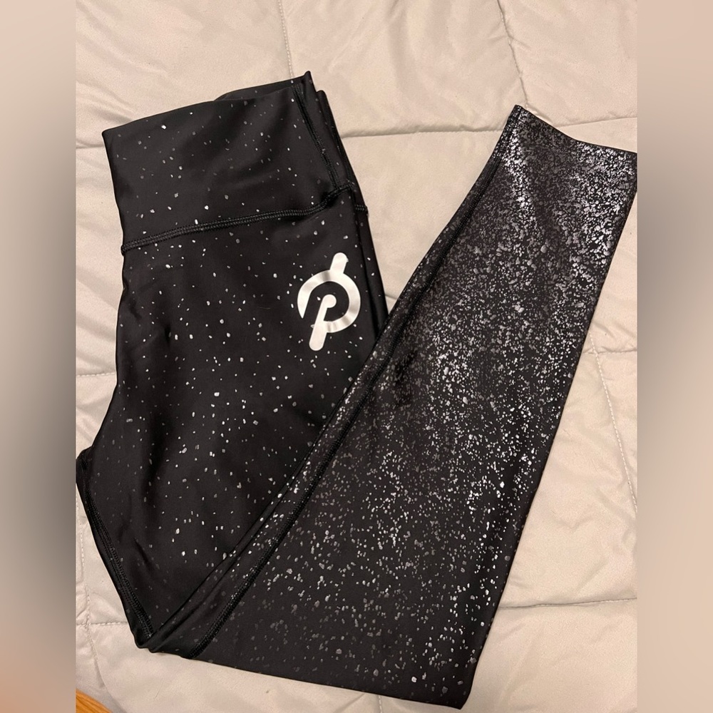 Peloton Black and silver sparkled leggings XL